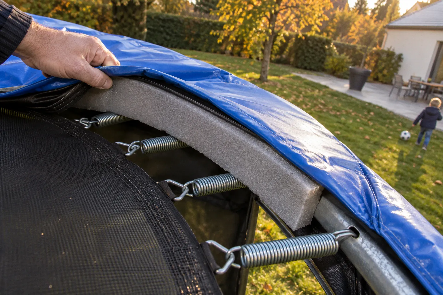 Coussin de protection trampoline : quelle épaisseur pour la sécurité