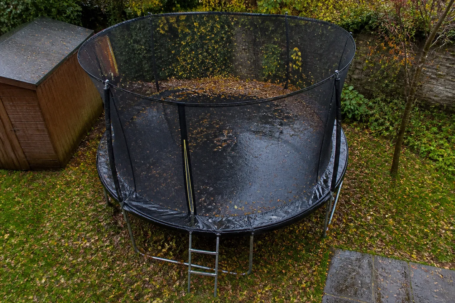 Grand trampoline de jardin : un achat vraiment utile ?