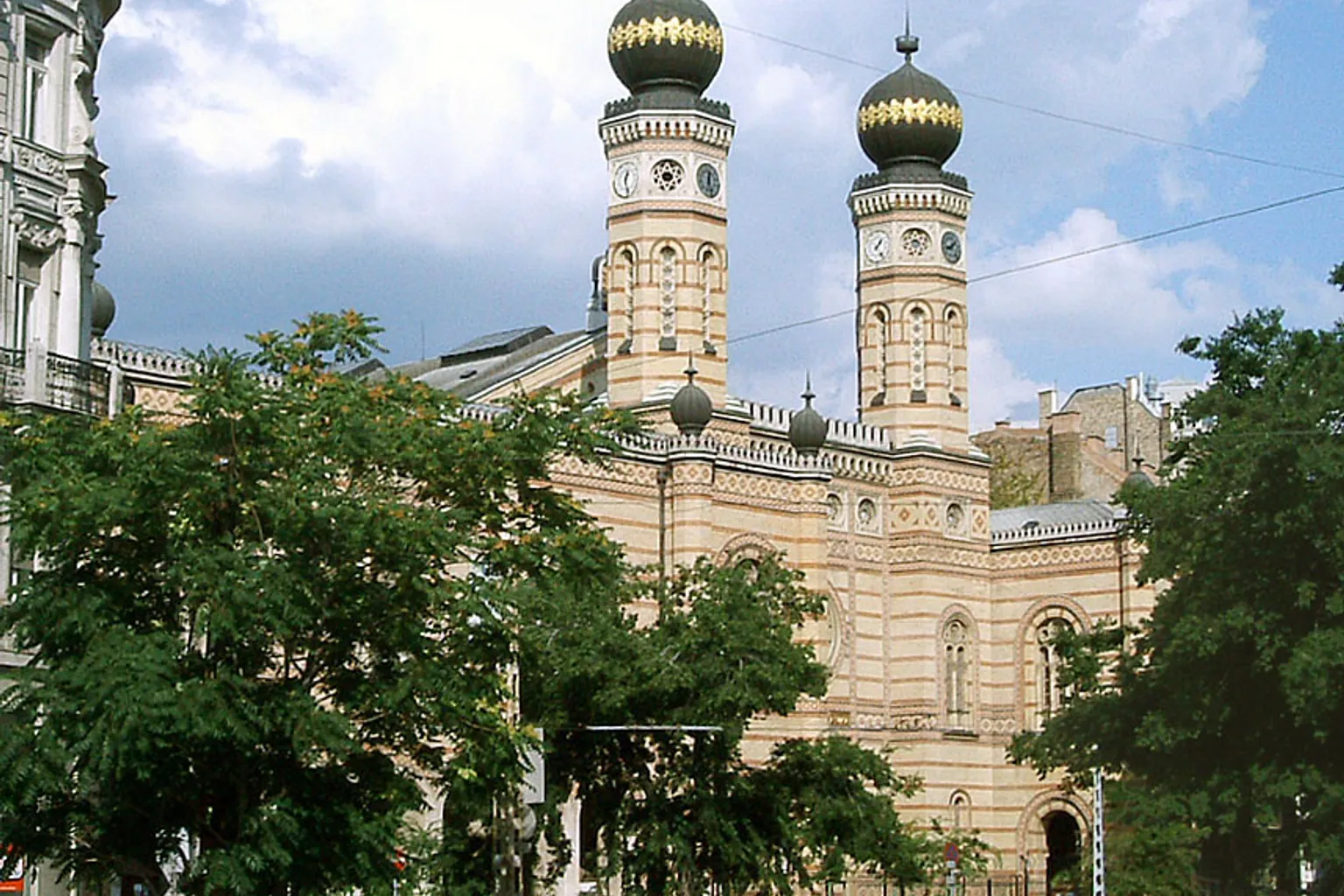 Grande synagogue de Budapest : quel billet choisir pour la visite