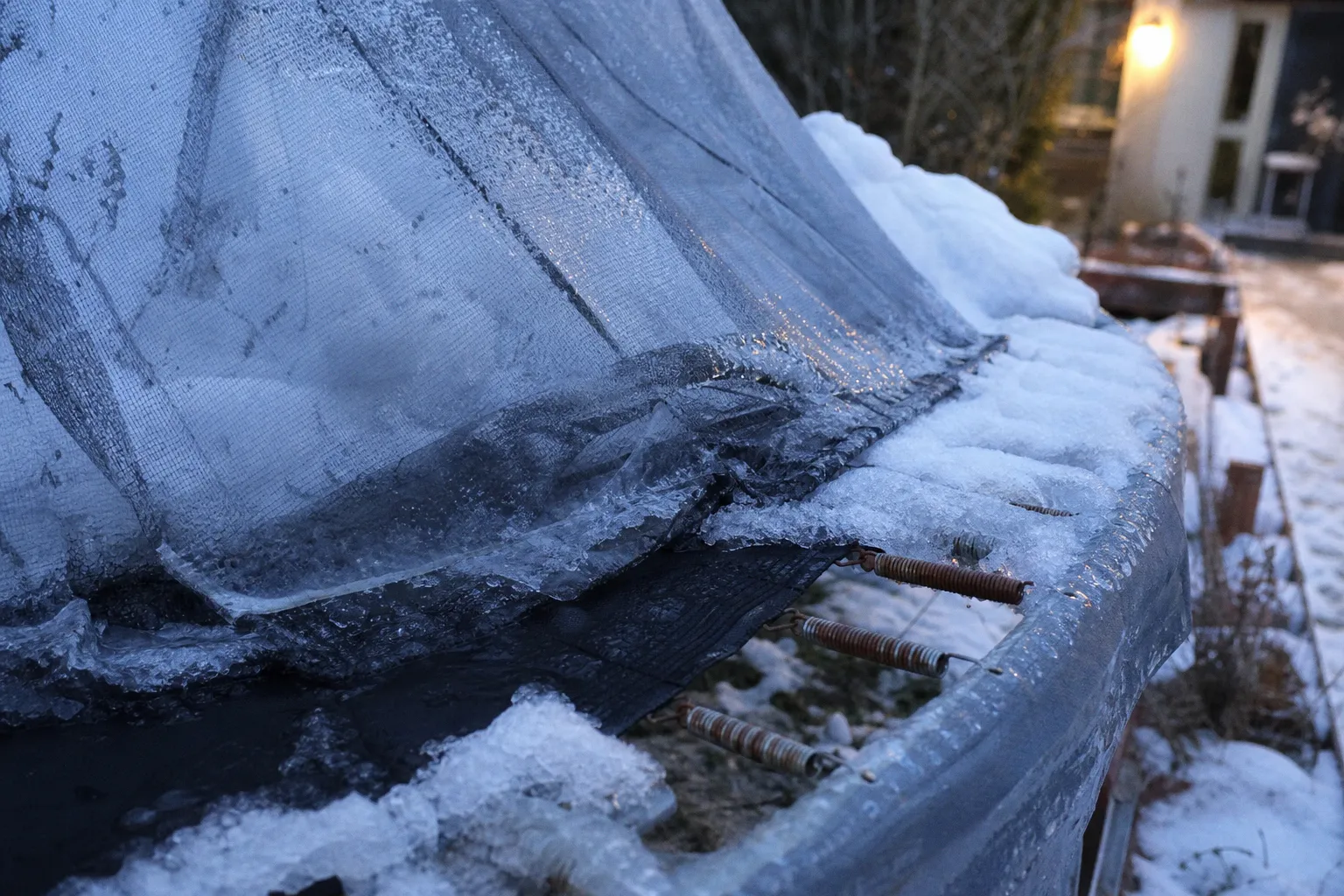 Hivernage du trampoline : le bilan après un hiver dehors