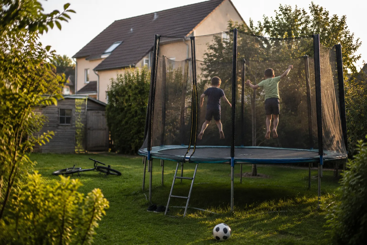 Lutter contre le surpoids infantile : le rôle de l'activité physique et du trampoline