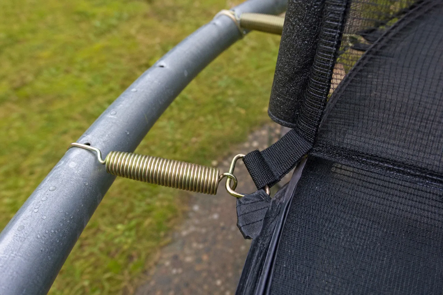 Sécurité des trampolines et structures gonflables : les points de vigilance essentiels