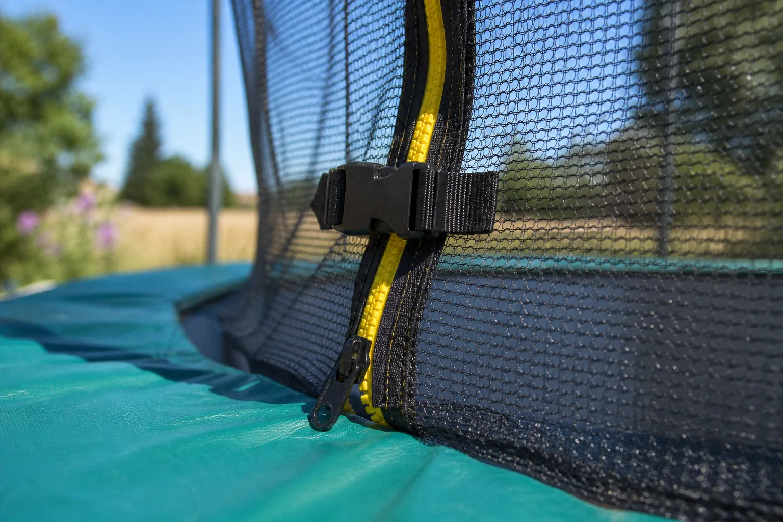 Trampoline pour enfants : les règles de sécurité indispensables pour un usage estival