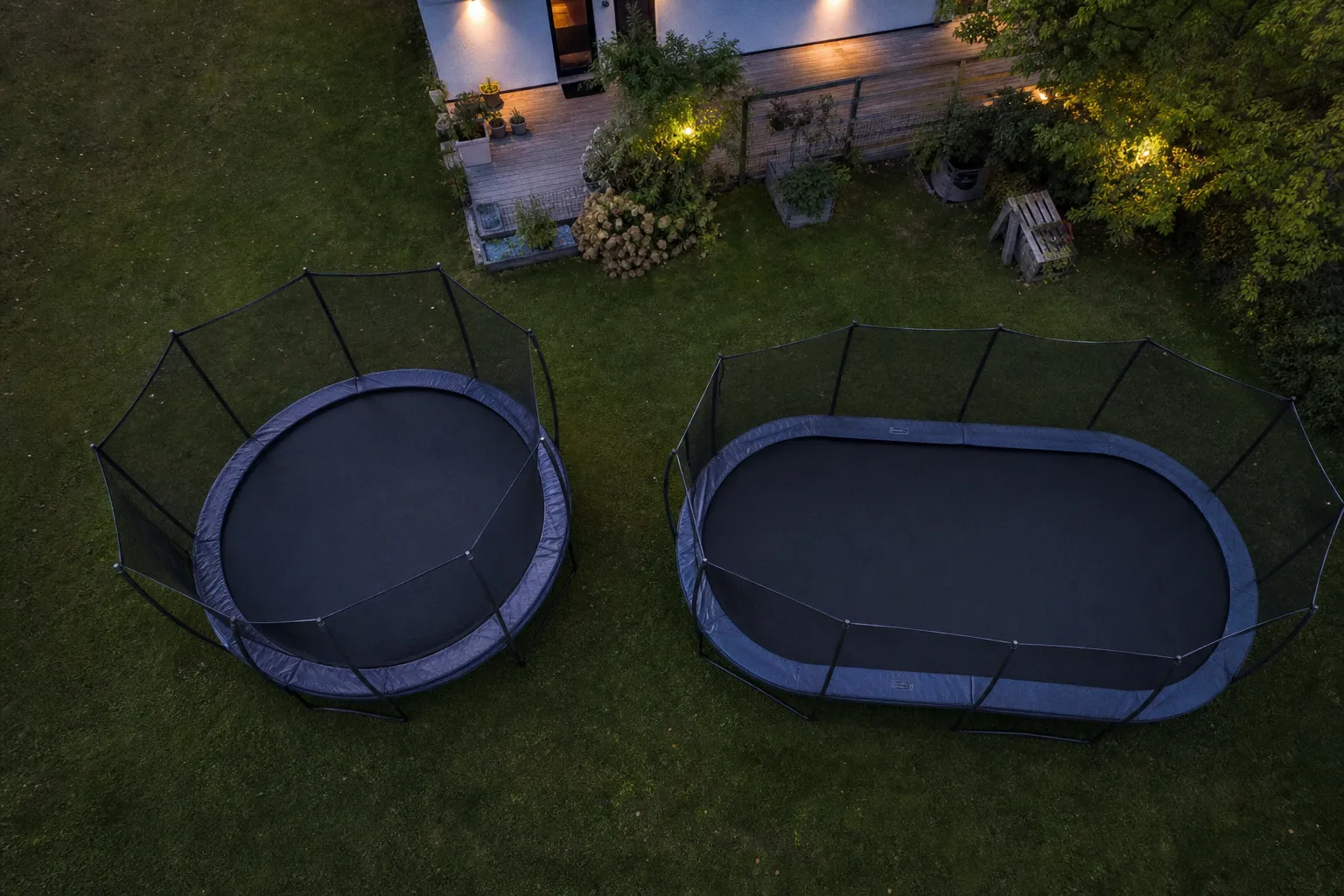 Trampoline rond ou ovale: quelle forme privilégier pour votre jardin
