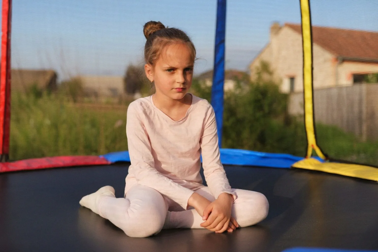 Trampolines de jardin : les dangers réels pour la santé des enfants